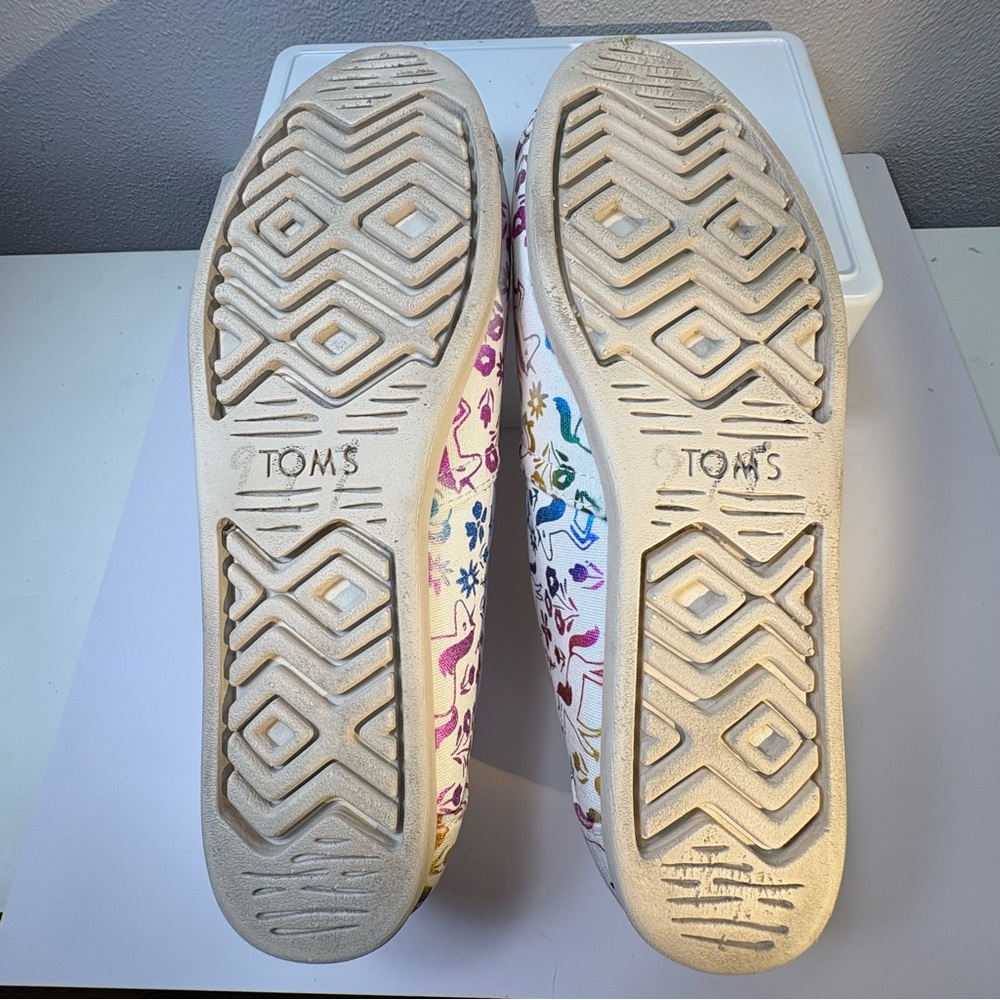 Toms Multicolor Unicorn Flower Metallic Patterned Women's Flats size 8 - Picture 11 of 11